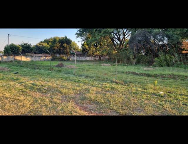 FARM FOR SALE IN MONAVONI